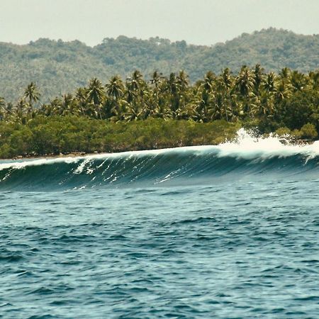 "Triangle Hut" Camp Fuego Siargao Hotel Catangnan Esterno foto